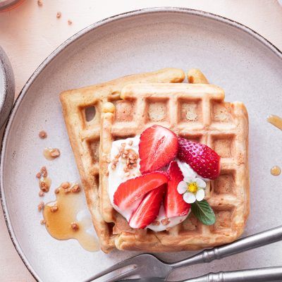 Waffle allo yogurt (con esubero di lievito madre)